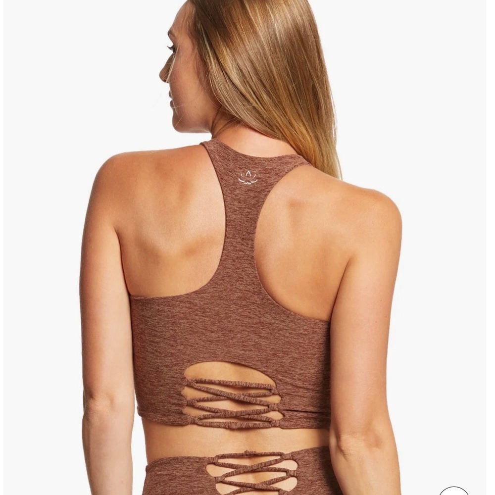 Beyond Yoga Across The Strap Cropped Tank size medium